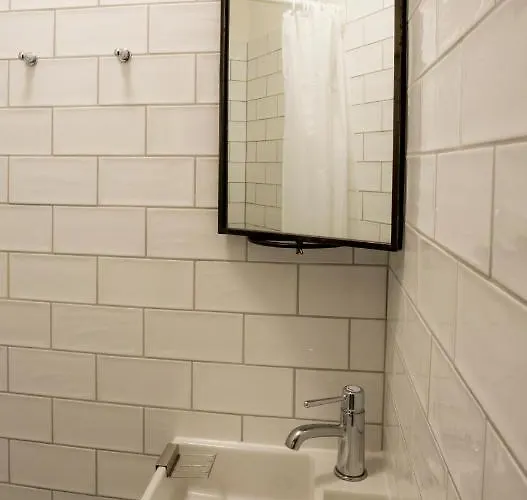 Slapen Bij Jesse 3* ブルック・イン・ウォーターランド